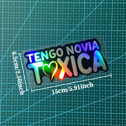 1PC/2PCS TENGO NOVIA TOXICA Motorcycle Stickers Funny Motorbike Fuel Tank Electric Scooter Vinyl Decals DIY Car Window Decors