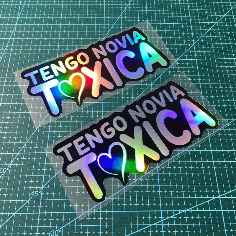 1PC/2PCS TENGO NOVIA TOXICA Motorcycle Stickers Funny Motorbike Fuel Tank Electric Scooter Vinyl Decals DIY Car Window Decors